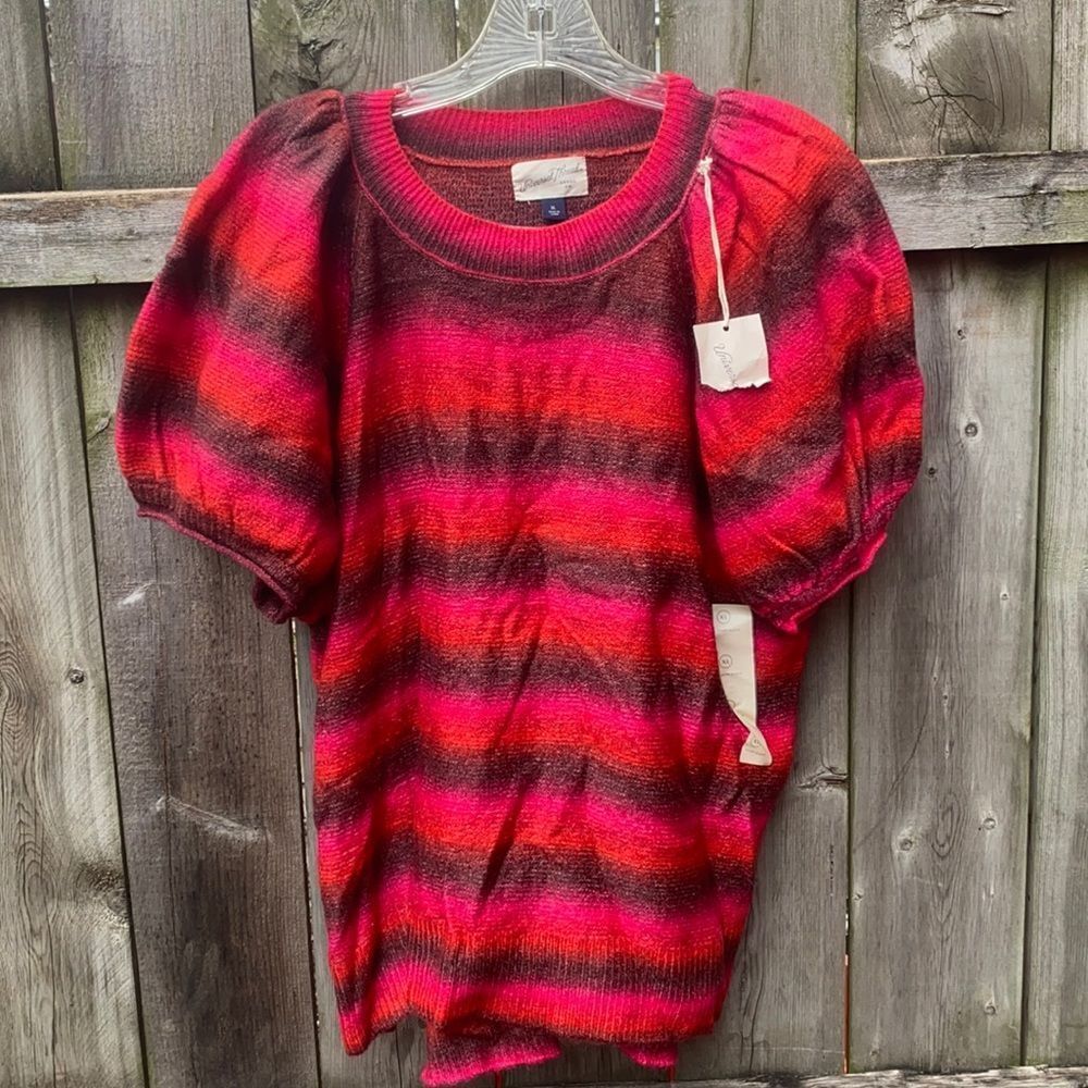 Universal Thread sweater sz. XL NWT